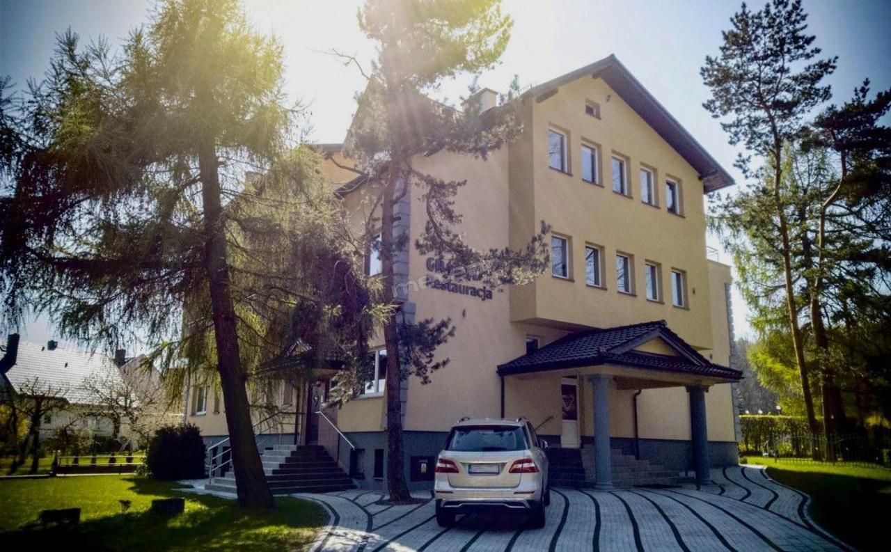 ホテル Grandial Władysławowo エクステリア 写真
